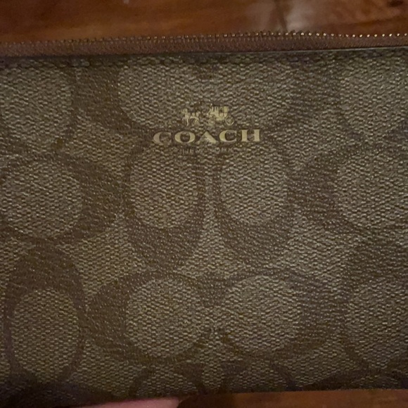 Light brown, double zipper, two pocket wristlet - Picture 2 of 4